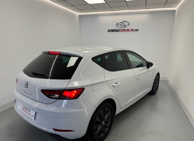 Seat Leon 1.6TDI Vsio DSG lleno