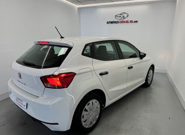 Seat Ibiza Referent Plus 1.0i lleno