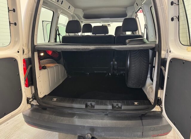 Volkswagen Caddy Kombi 2.0TDI 4X4 lleno