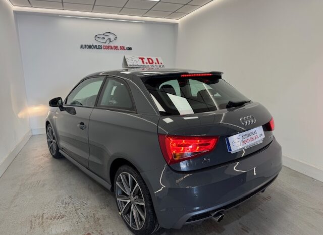 Audi A1 1.4TDI 90cv Adrenalin S-Line lleno