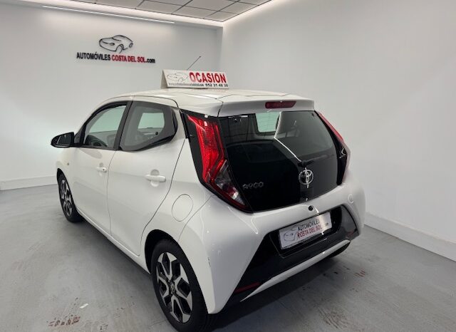 Toyota Aygo 1.0X-Play lleno