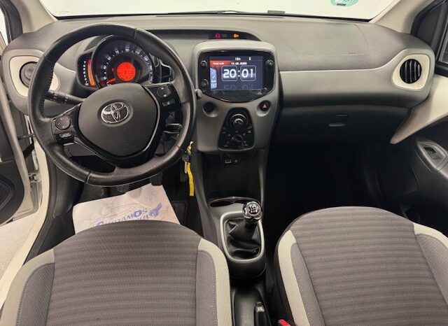 Toyota Aygo 1.0X-Play lleno