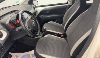 Toyota Aygo 1.0X-Play lleno