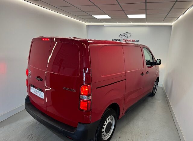 Toyota Proace 2.0 D4D Furgon lleno