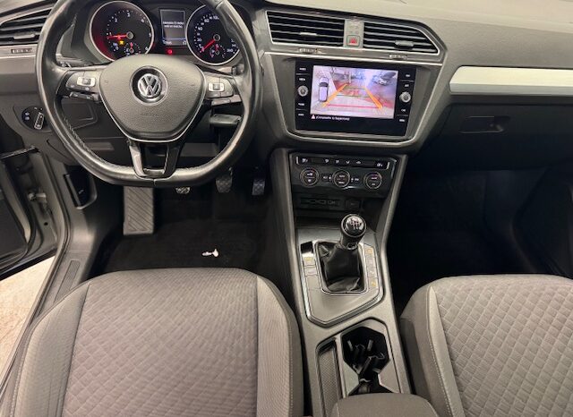 Volkswagen Tiguan R-Line 2.0TDI (Advance) lleno