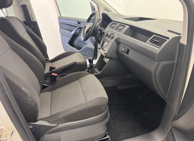 Volkswagen Caddy Maxi 4×4 Combi lleno