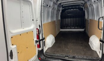 Renault Master 2.3DCI 135cv L3H2 lleno