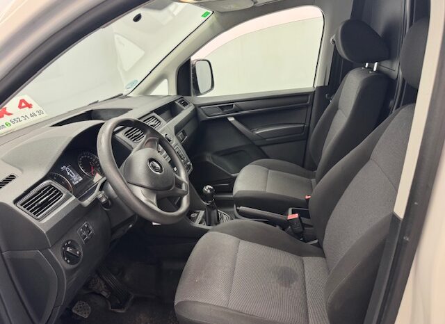 Volkswagen Caddy 2.0TDI 122cv 4Motion lleno