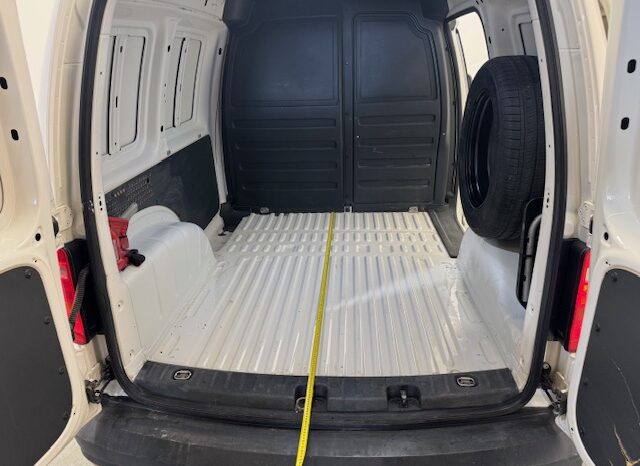 Volkswagen Caddy 2.0TDI 122cv 4Motion lleno