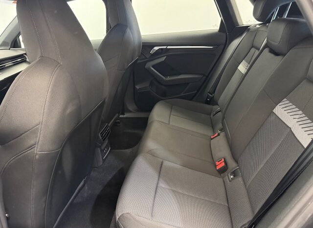 Audi A3 Sportback 1.6TDI S-Line lleno