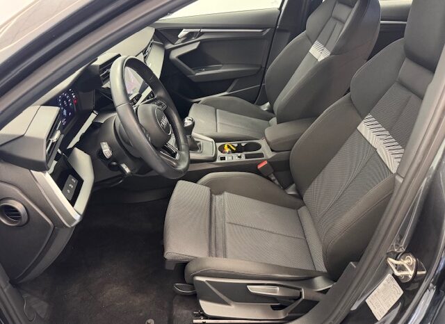 Audi A3 Sportback 1.6TDI S-Line lleno