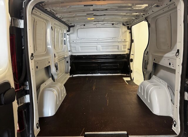 Renault Trafic 1.6DCI 95cv lleno