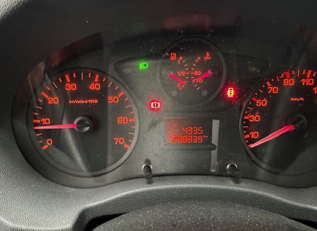 Peugeot Expert 2.OHDI 6v L2H1 lleno