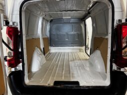 Peugeot Expert 2.OHDI 6v L2H1 lleno