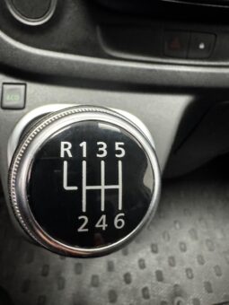 Renault Trafic L1H1 2.0DCI lleno