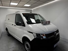 Volkswagen Transporter 6.1 Furgon 110cv