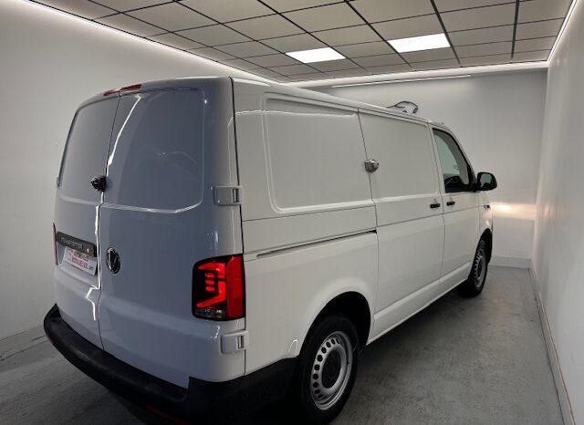 Volkswagen Transporter 6.1 Furgon lleno