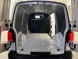 Volkswagen Transporter 6.1 Furgon lleno