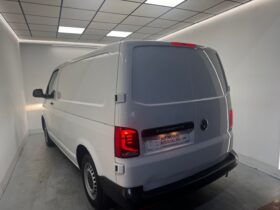 Volkswagen Transporter 6.1 Furgon 150cv