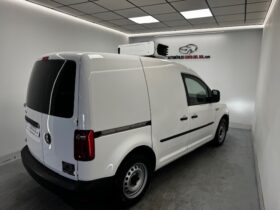 Volkswagen Caddy 2.0TDI Furgón (Isotermo y frio)