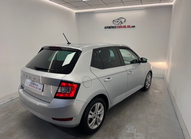 Skoda Fabia 1.0TSI Motion lleno