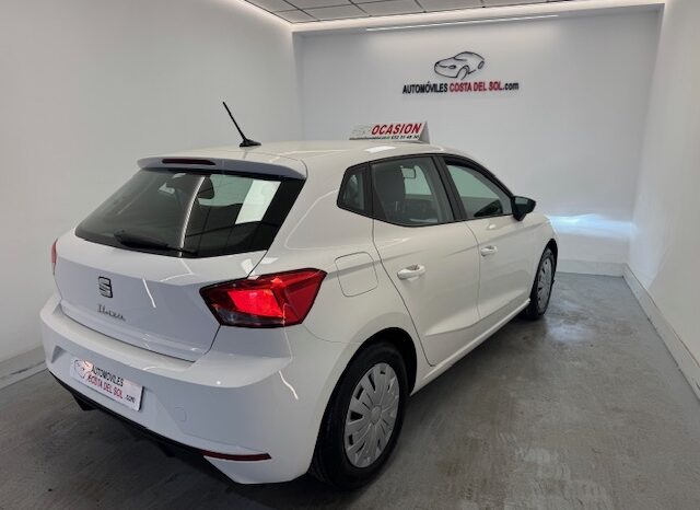 Seat Ibiza 1.0i Referent Plus lleno