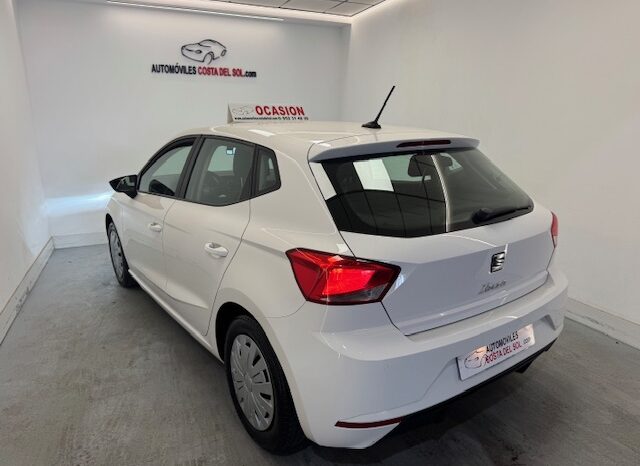 Seat Ibiza 1.0i Referent Plus lleno