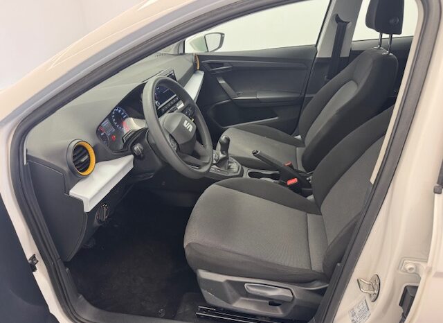 Seat Ibiza 1.0i Referent Plus lleno