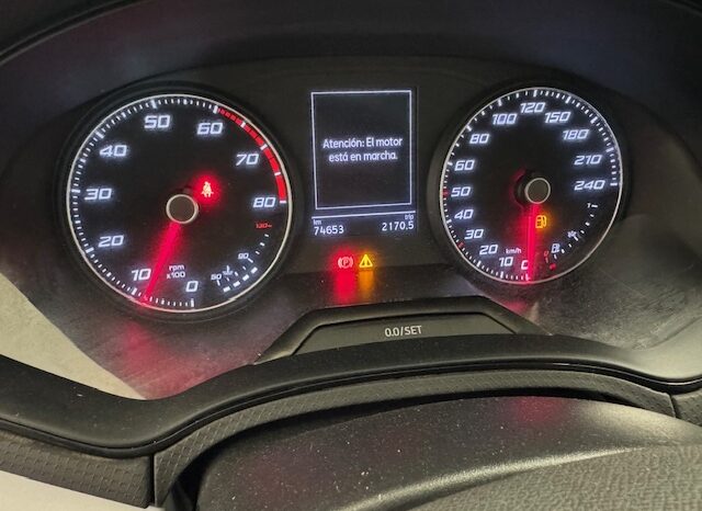 Seat Ibiza 1.0i Referent Plus lleno