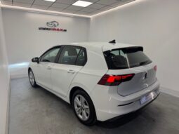Volkswagen Golf 8 2.0TDI Life lleno