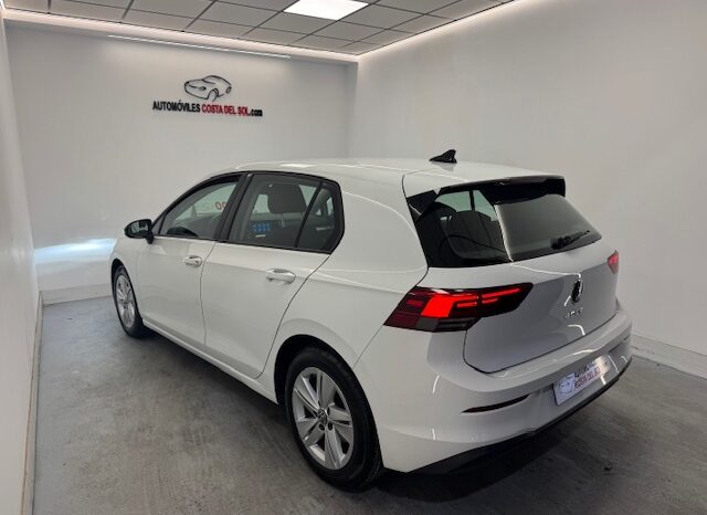 Volkswagen Golf 8 2.0TDI Life lleno