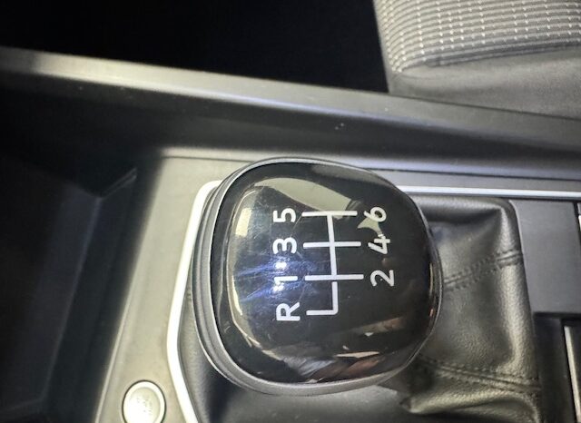 Volkswagen Golf 8 2.0TDI Life lleno