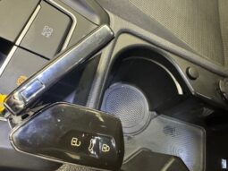 Volkswagen Golf 8 2.0TDI Life lleno