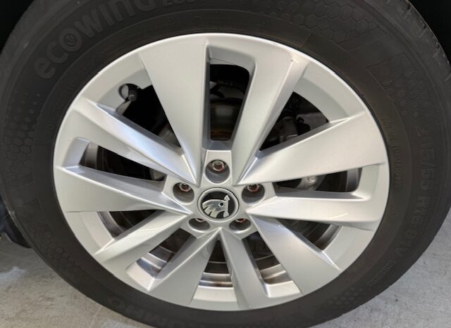 Skoda Scala 1.0TSI Motion lleno