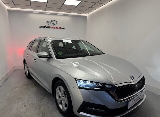 Skoda Octavia ST 2.0TDI Ambition lleno