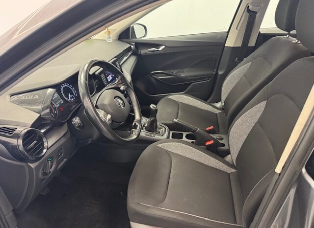 Skoda Fabia 1.0i lleno