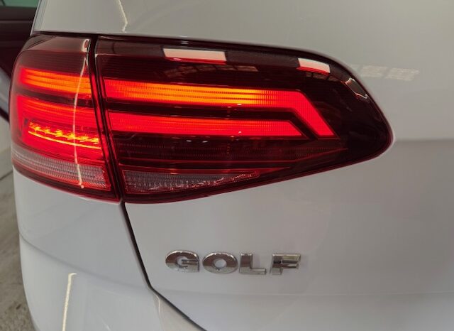 Volkswagen Golf 7.5 1.6TDI Advance lleno