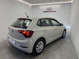 Volkswagen Polo 1.0TSI Life “crema” lleno