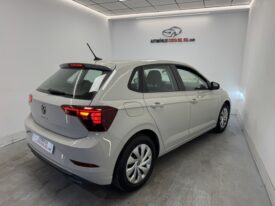 Volkswagen Polo 1.0TSI Life “crema”