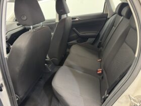 Volkswagen Polo 1.0TSI Life “crema”