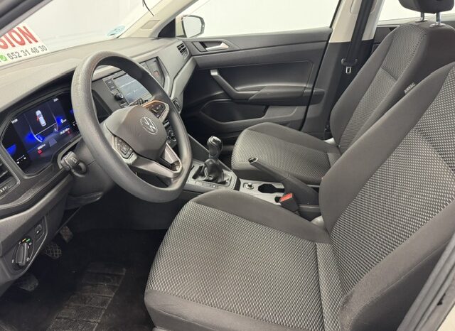 Volkswagen Polo 1.0TSI Life “crema” lleno