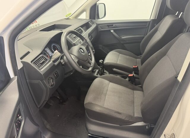 Volkswagen Caddy Furgon 2.0TDI 4×4 lleno