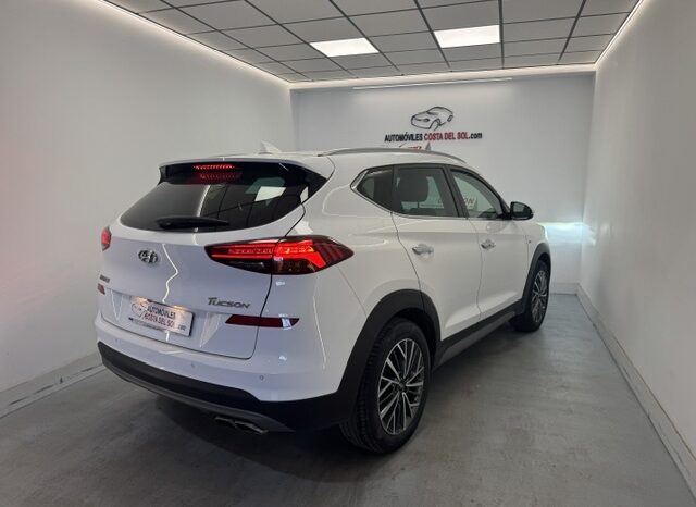 Hyundai Tucson Tekno 1.6CRDI 46v hibrido lleno