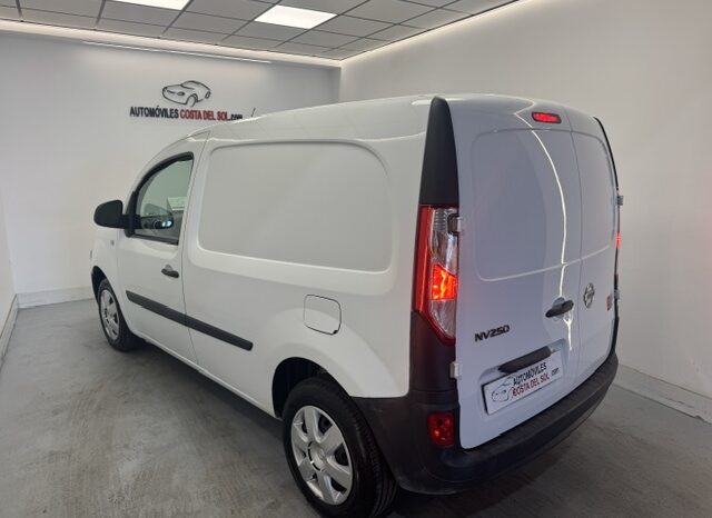 Nissan NV 250 1.5DCI lleno