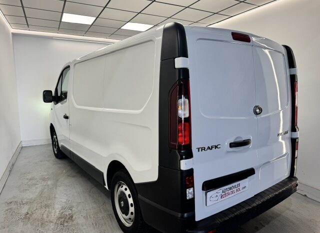 Renault Trafic 2.0DCI lleno