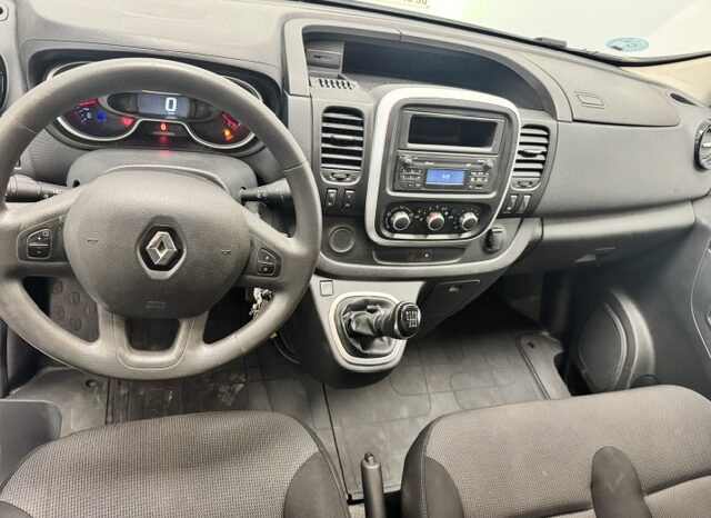 Renault Trafic 2.0DCI lleno