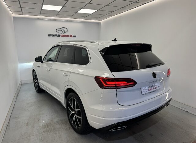 Volkswagen Touareg 3.0TDI 4 Motion R-Line lleno