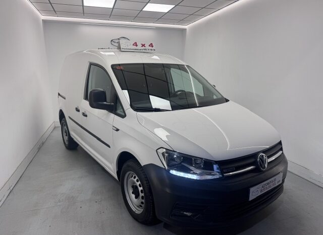 Volkswagen Caddy Furgon 4×4 2.0TDI lleno