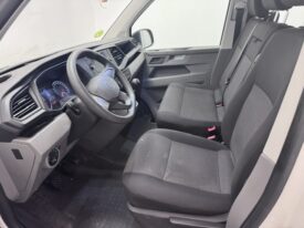 Volkswagen Transporter Combi 6 2.0TDI 6.1