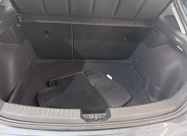 Seat Leon 2.0TDI Referent lleno